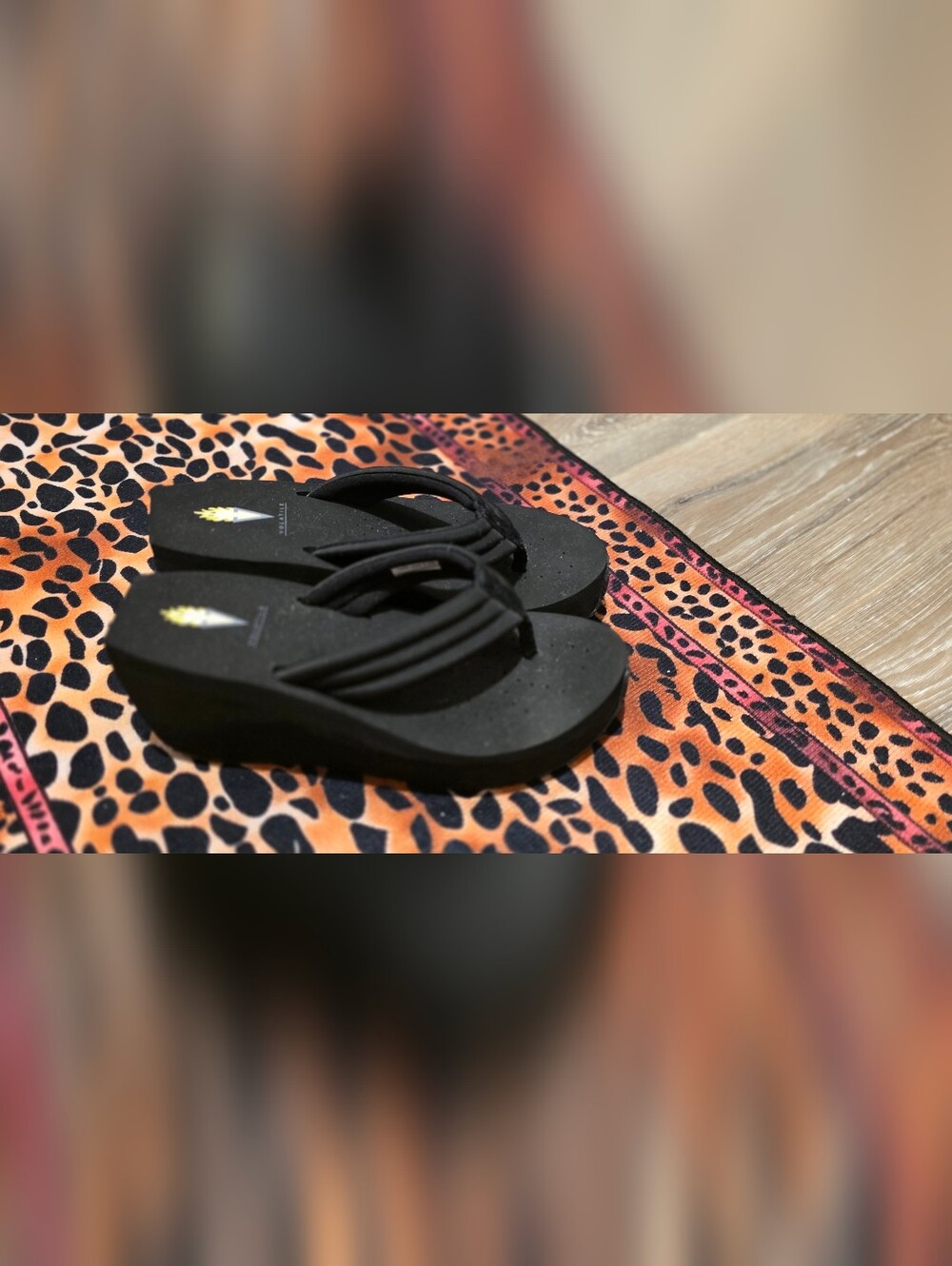 Volatile Black Platform Flip Flops New! Never Worn!